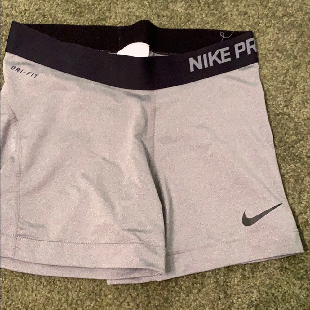 Gray nike pros